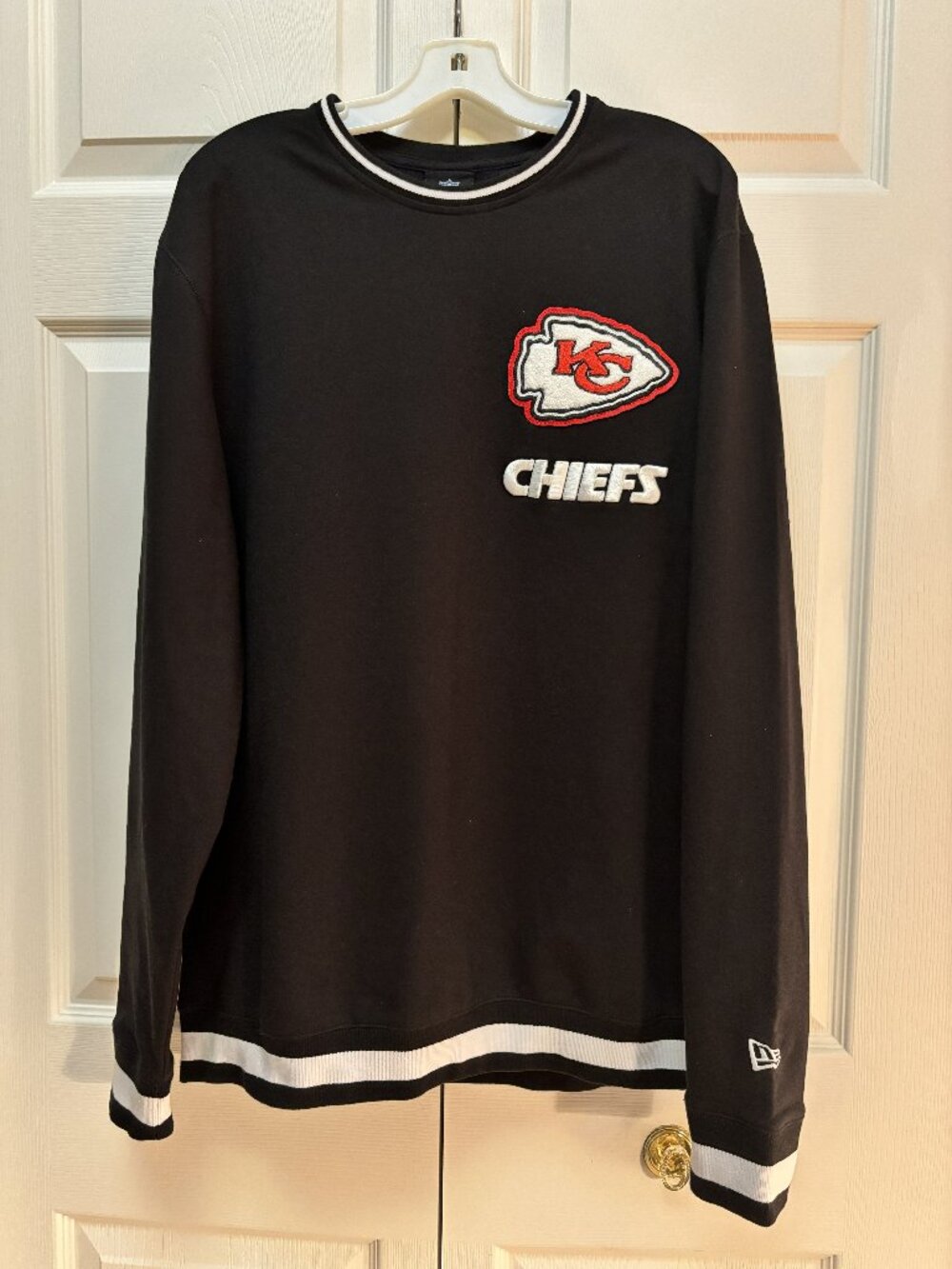 Kansas City Chiefs NFL Team Apparel Black Crewneck Sweatshirt Size L